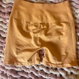 Alphalete Amplify Cheeky Coral Shorts